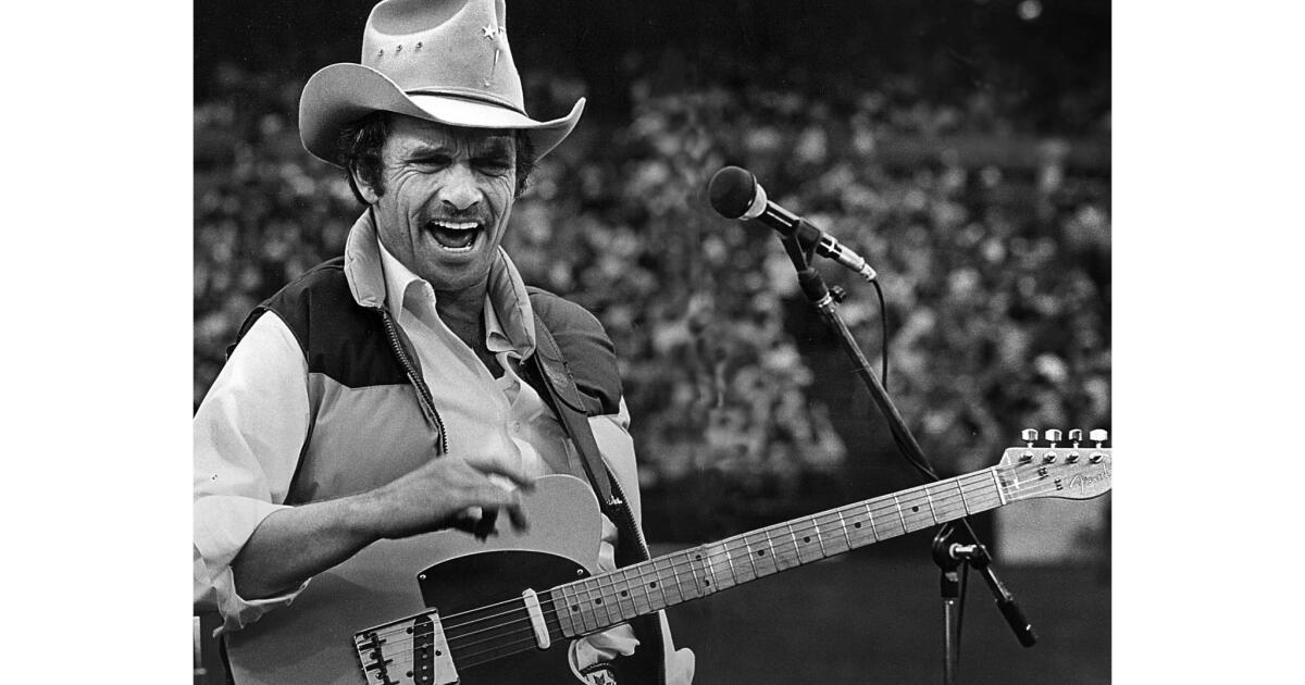 From the Archives: Merle Haggard and Willie Nelson in concert at ...