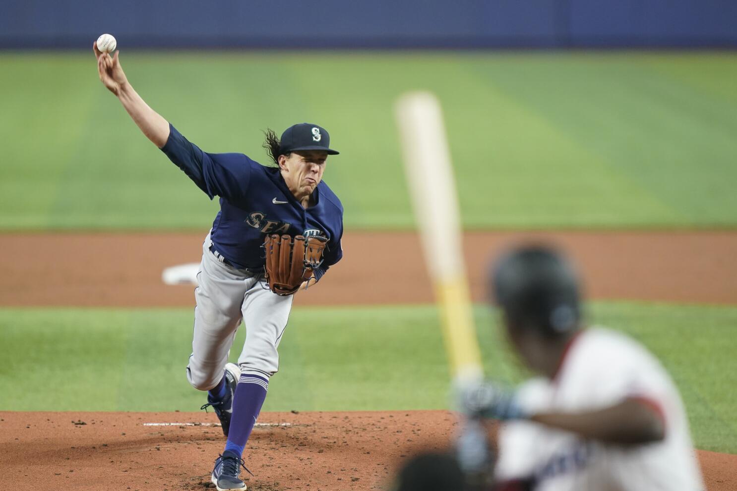 Photos: Phillies at Mariners on Bark at the Park Night