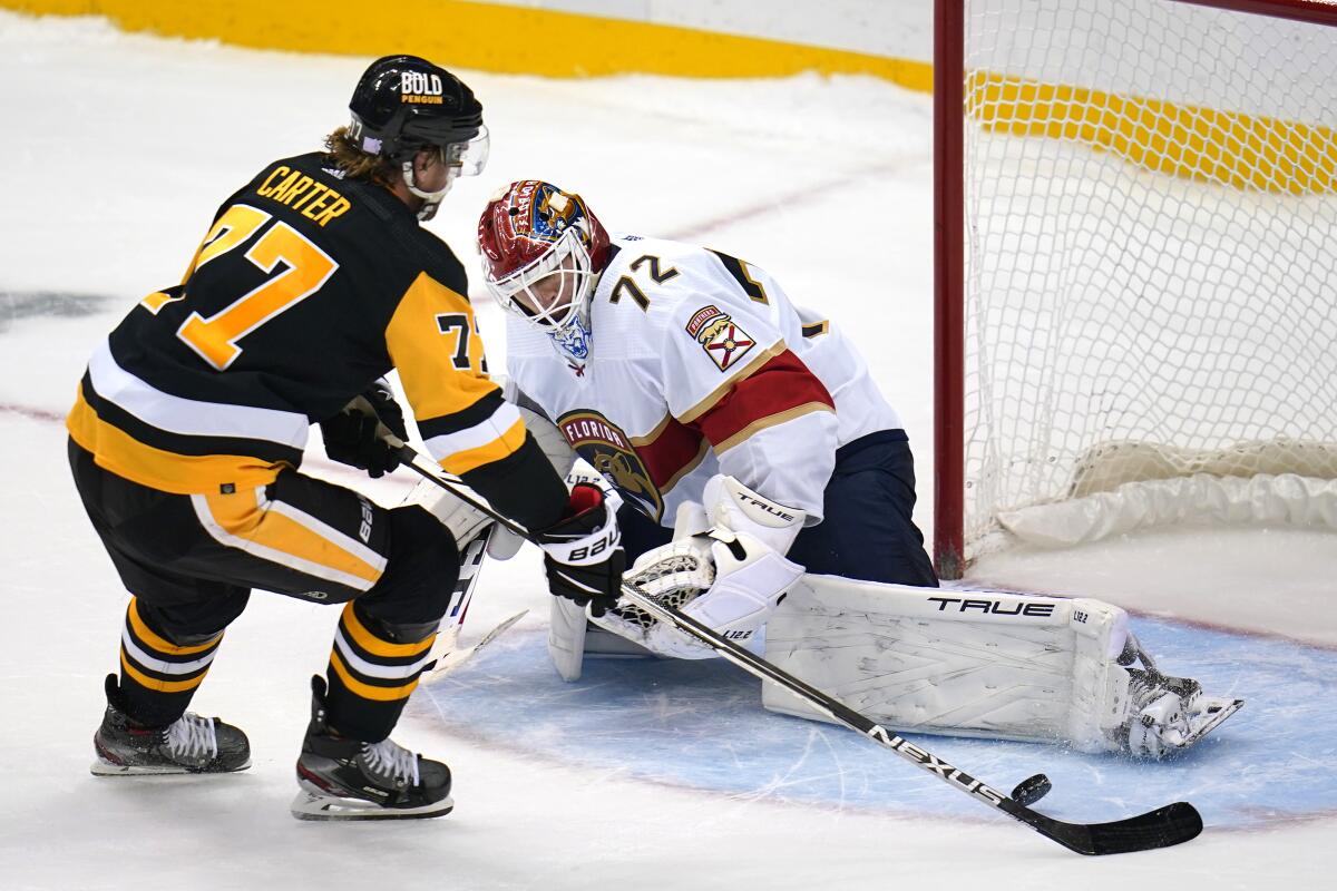 Pittsburgh Penguins' Jeff Carter (77) during the third period of