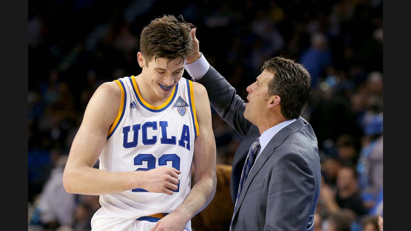 Steve Alford, T.J. Leaf