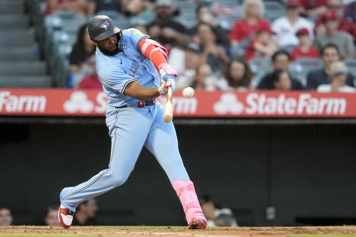 Vladimir Guerrero Jr. homers in the third inning Tuesday.