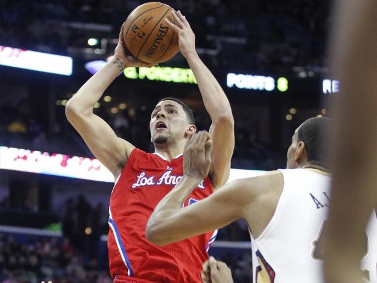 Clippers guard Austin Rivers shoots in the lane during the second half. Rivers scored 10 points in his return to new Orleans after being traded earlier this month.