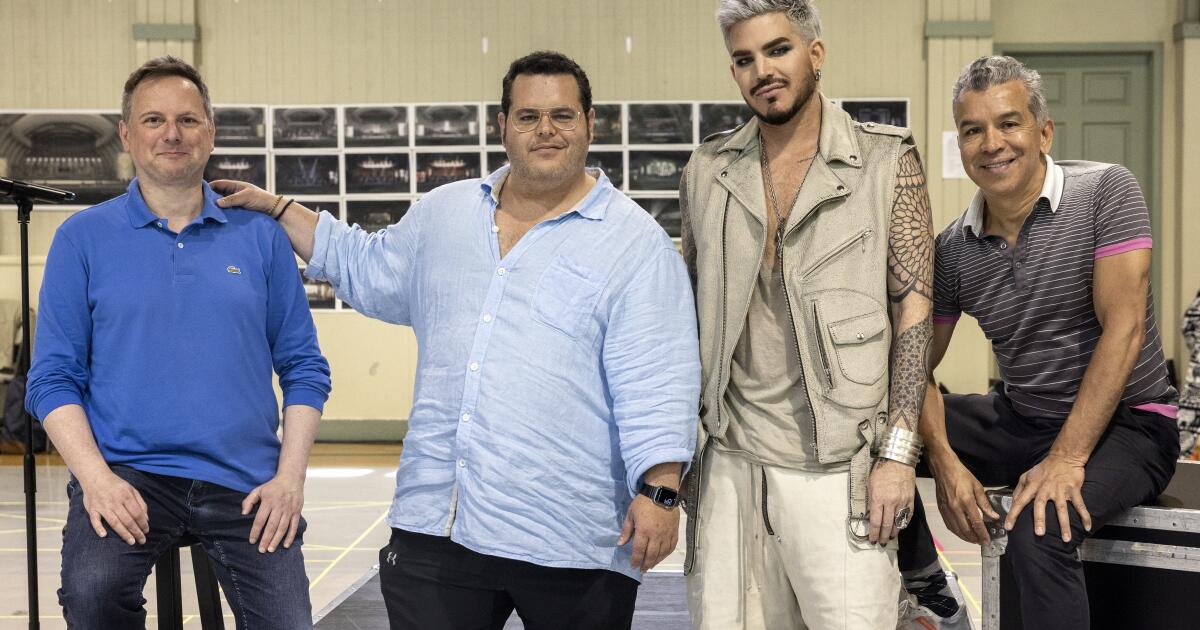 Josh Gad Returns to Jesus Christ Superstar: Post-COVID Performance Update Josh Gad Returns to Jesus Christ Superstar: Post-COVID Performance Update