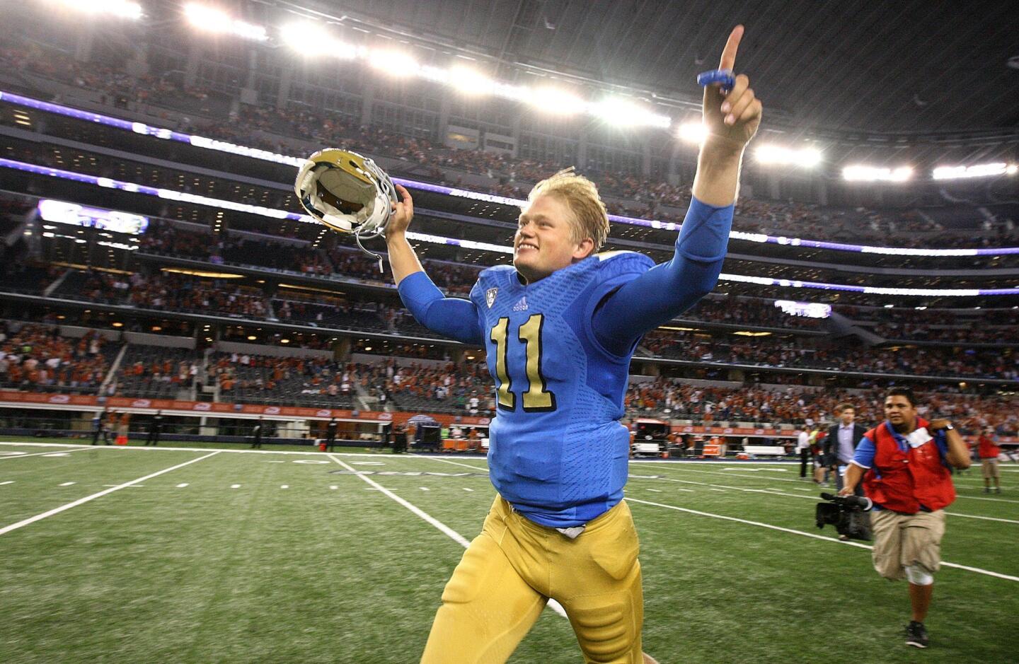 UCLA backup quarterback Jerry Neuheisel completed 23 of 30 passes for 178 yards and two touchdowns in the Bruins' 20-17 win over Texas.