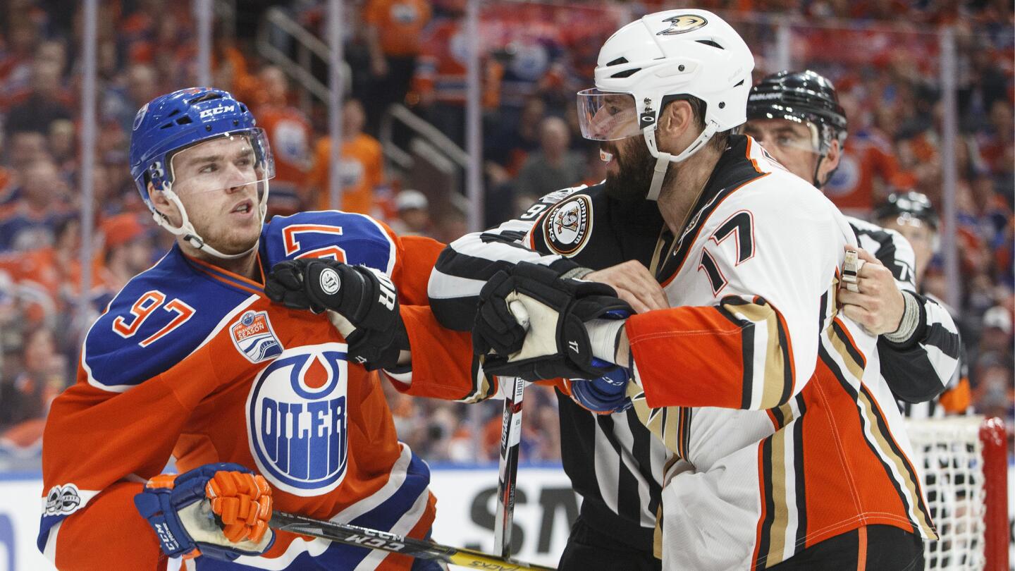 Ryan Kesler, Connor McDavid