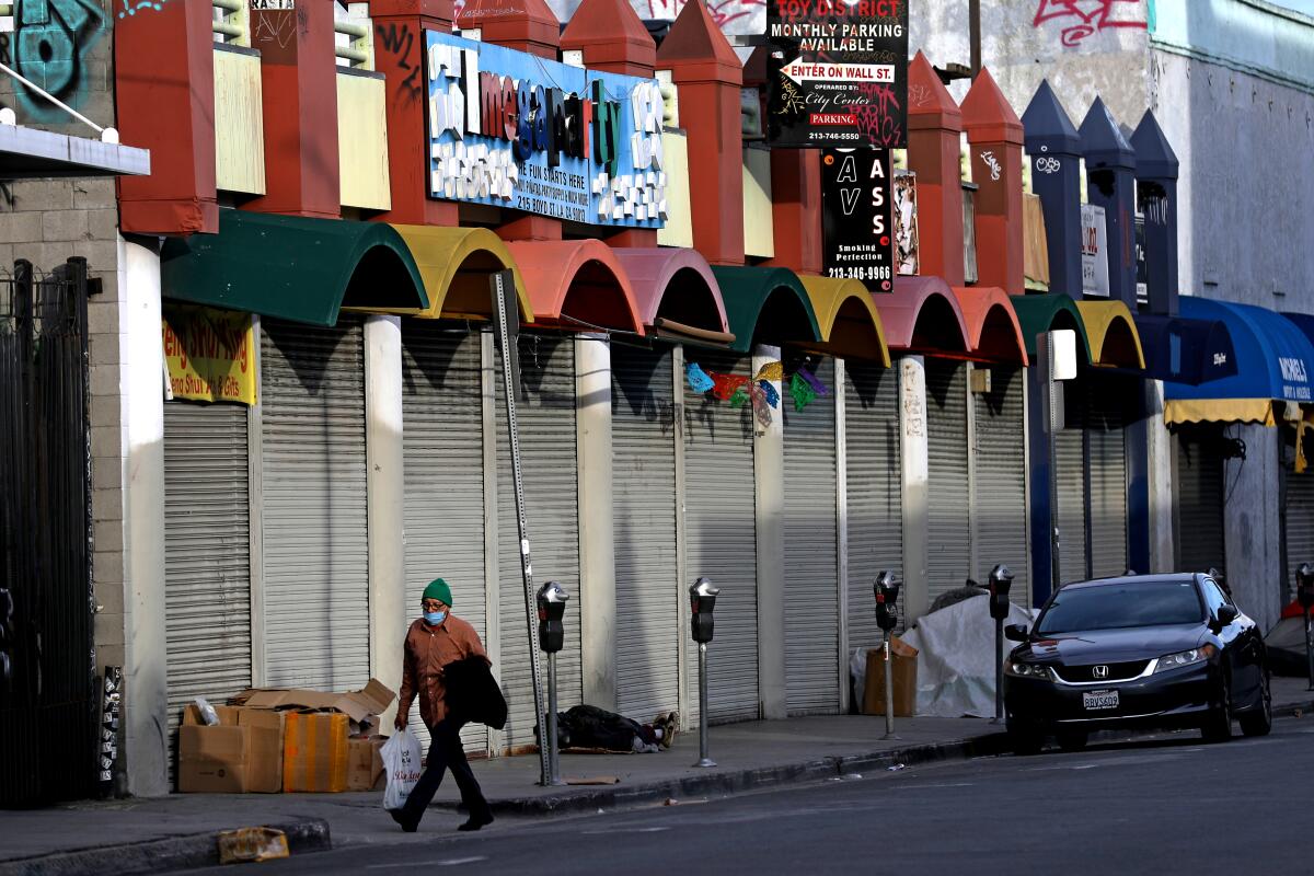 Small businesses, which have been hit hard by orders to close because of the coronavirus pandemic, employ 60 million people and account for 44% of GDP.