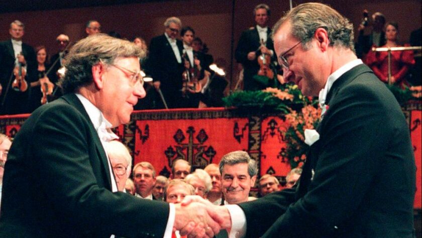 Paul Crutzen receives the Nobel Prize in chemistry in 1995.