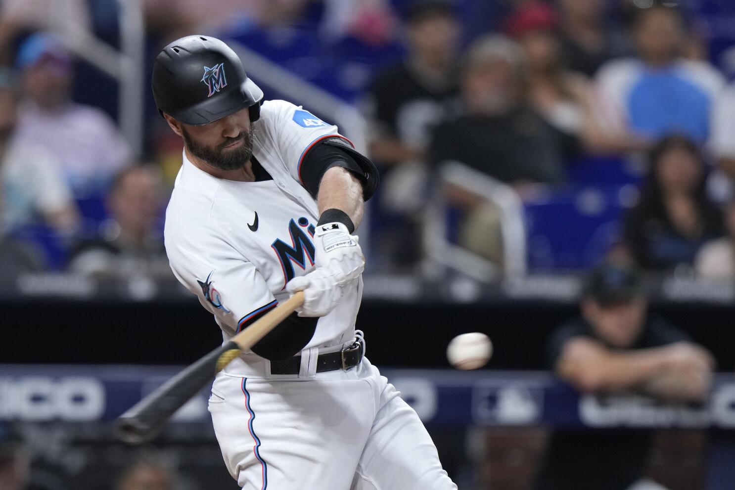 Marlins homer off opening at-bat in first game after José