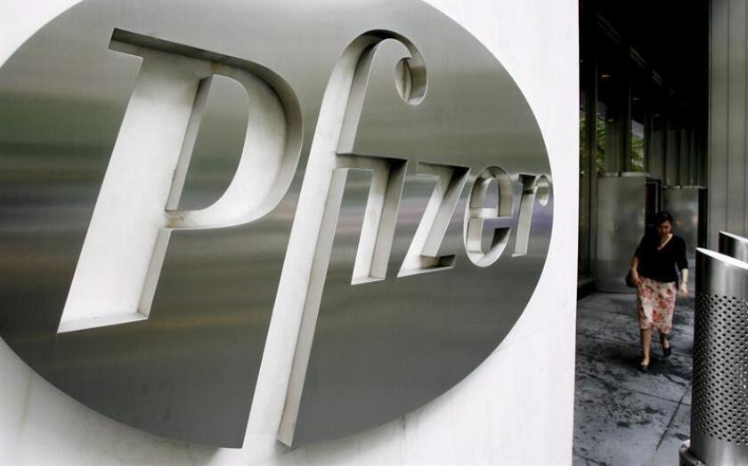 La firma farmacéutica Pfizer anunció hoy que en el primer semestre del año sus beneficios netos fueron de 7.432 millones de dólares, un 20 % más que en el mismo período del año pasado. EFE/ARCHIVO