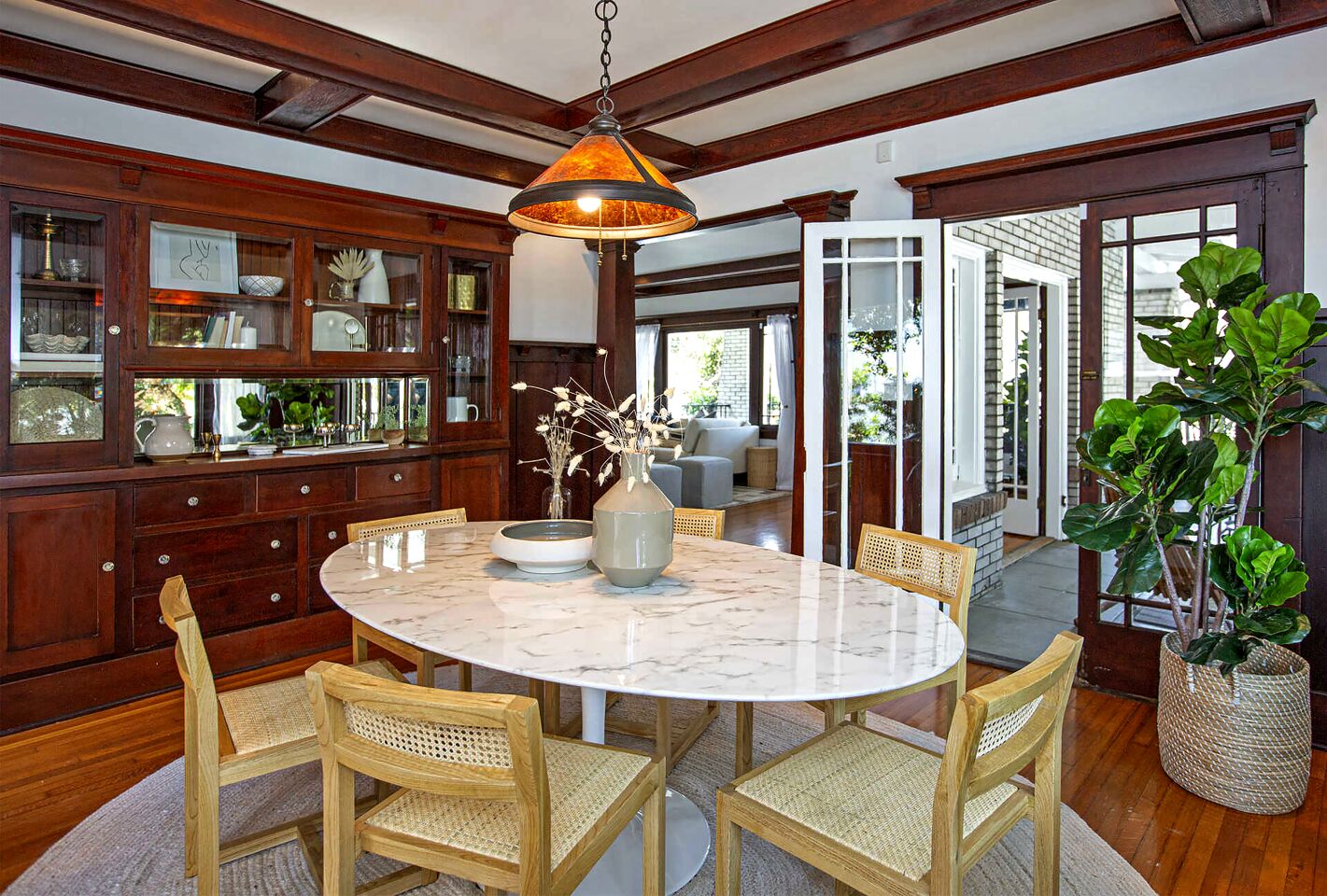 Will Forte penned the first episode of his sitcom "The Last Man on Earth" in the dining room of this 1913 Craftsman.