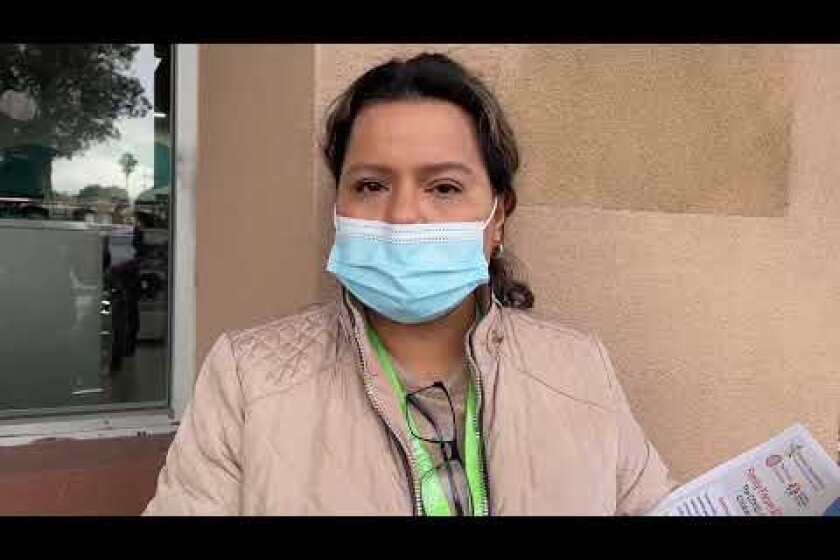 Promotoras en San Diego informan sobre vacuna contra COVID