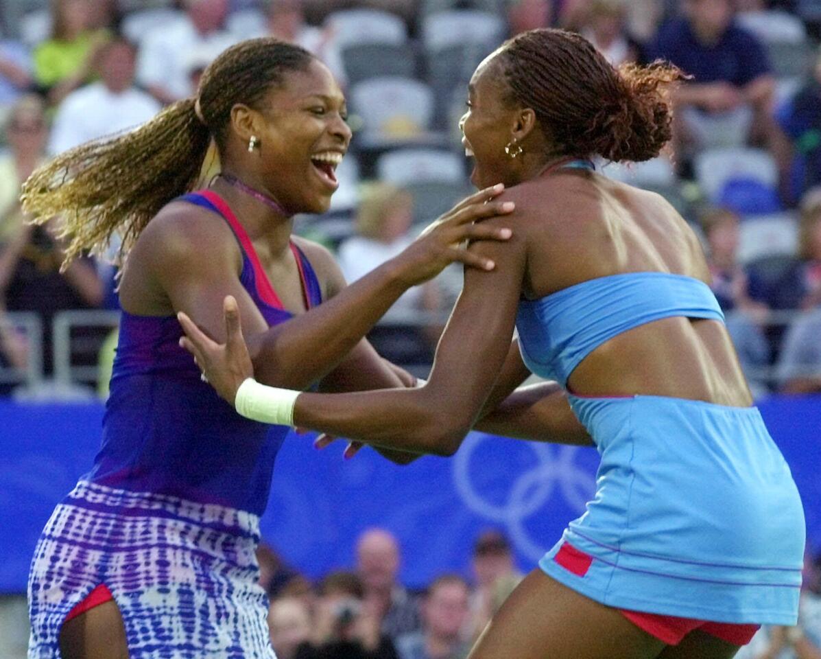 Williams' sisters colorful outfits