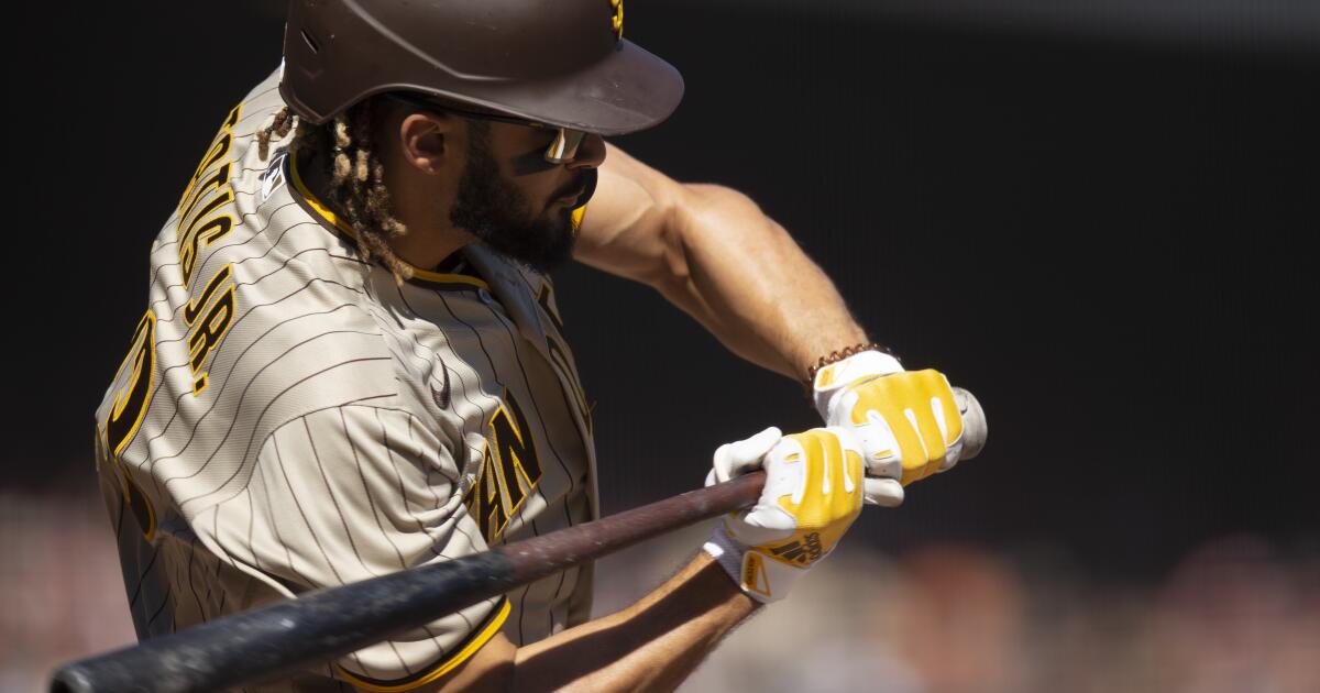 Photos: Fernando Tatis Jr. puts power on display as Padres hammer Rangers,  14-4