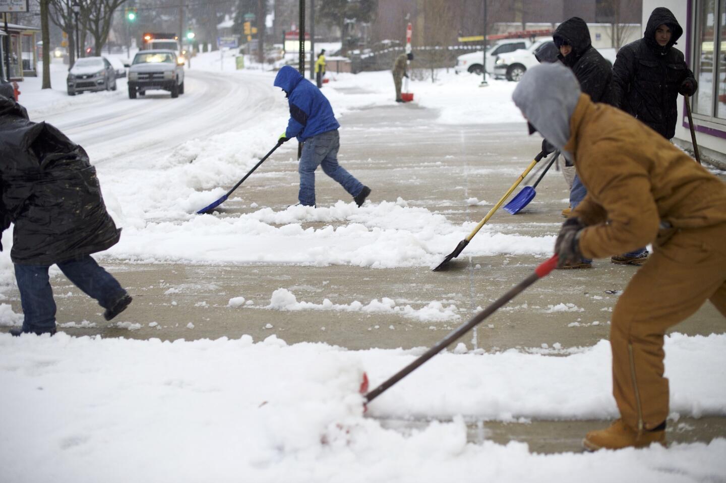 Winter storm blankets Northeast