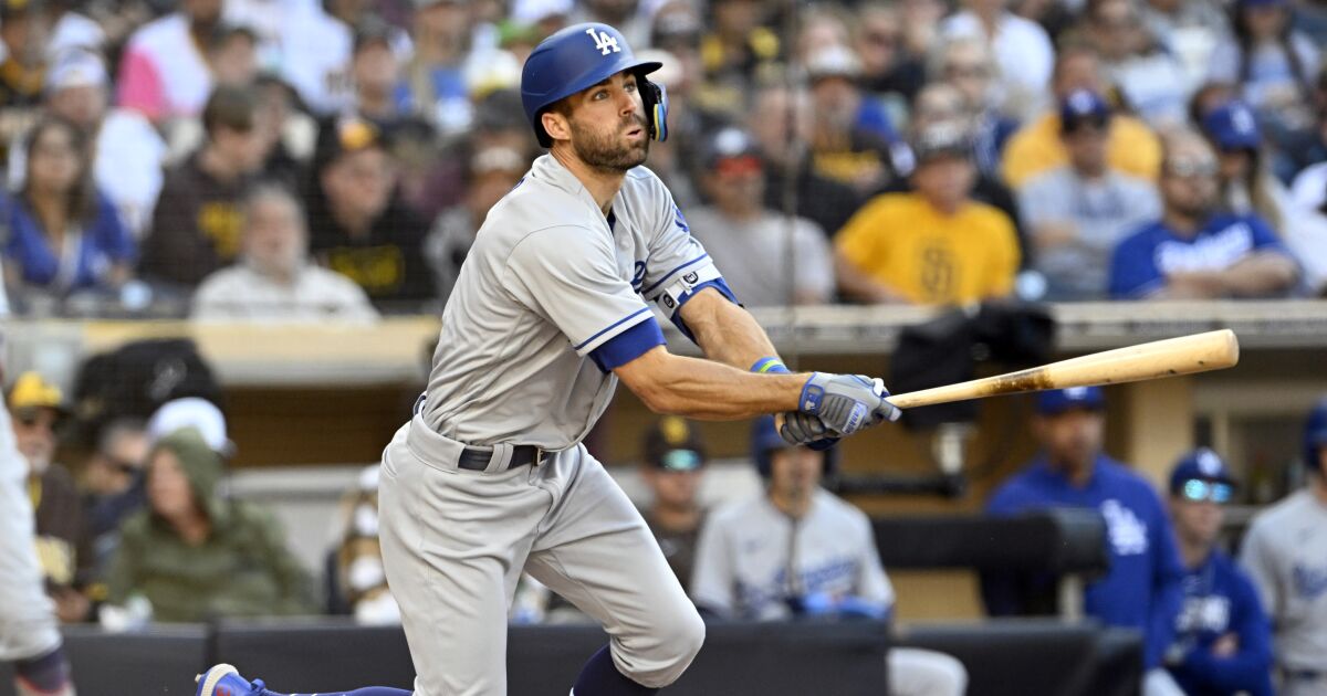 Dodgers hope that Chris Taylor, known for streaky hitting, is starting to find groove
