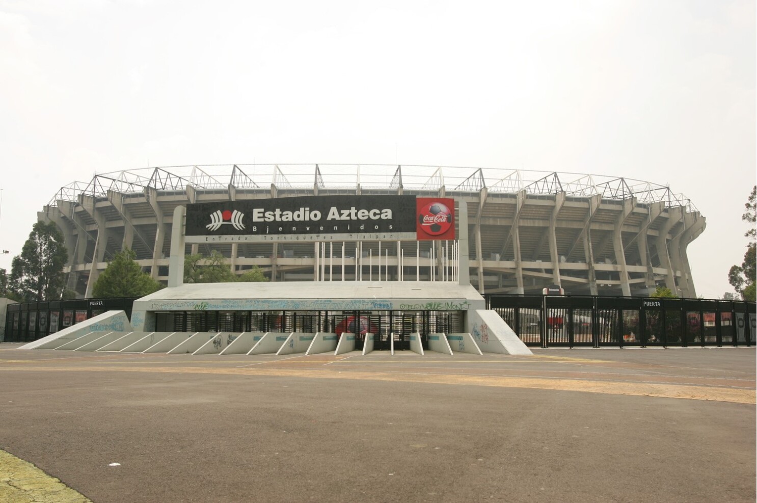 Aun Falta Para Abrir Al Estadio Azteca Los Angeles Times