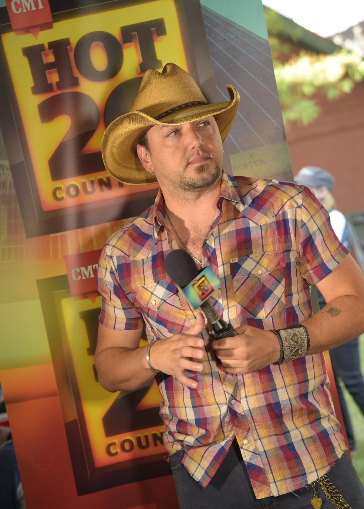 Jason Aldean defended his relationship with Brittany Kerr via Instagram on Sunday.
