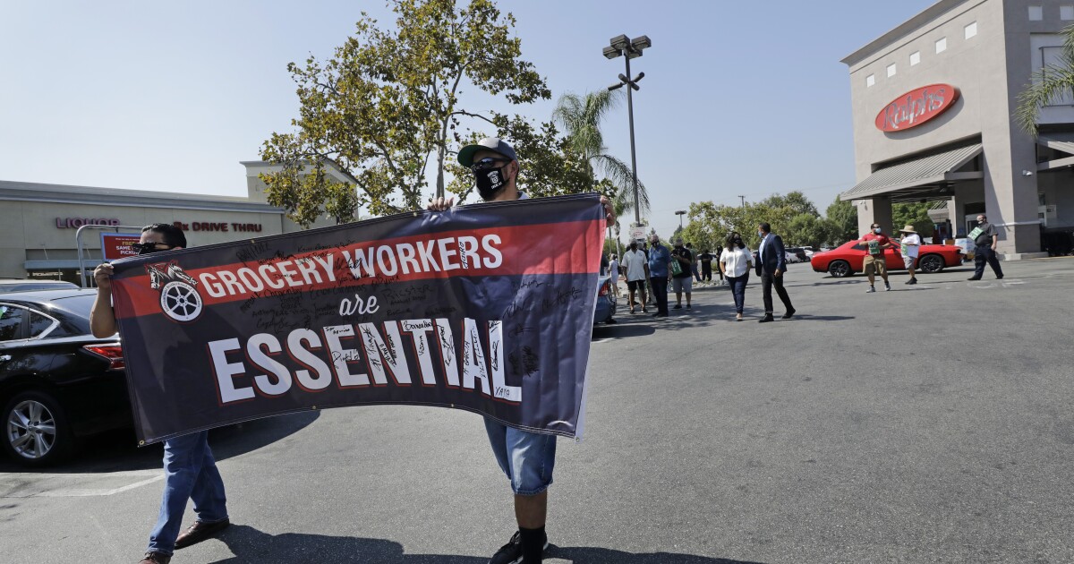 LA County approves ‘hero pays’ for grocery workers