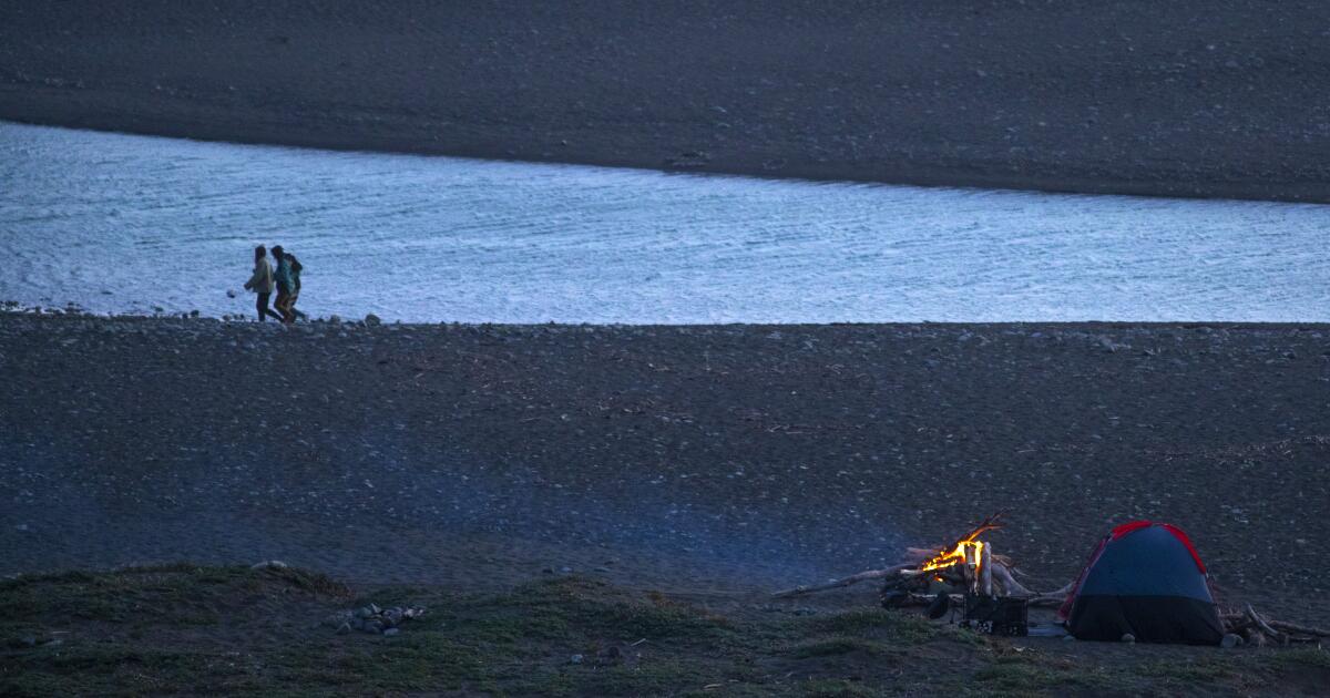 Çok fazla kaka ve çöp, Big Sur'un tek ücretsiz kamp alanını kapattı