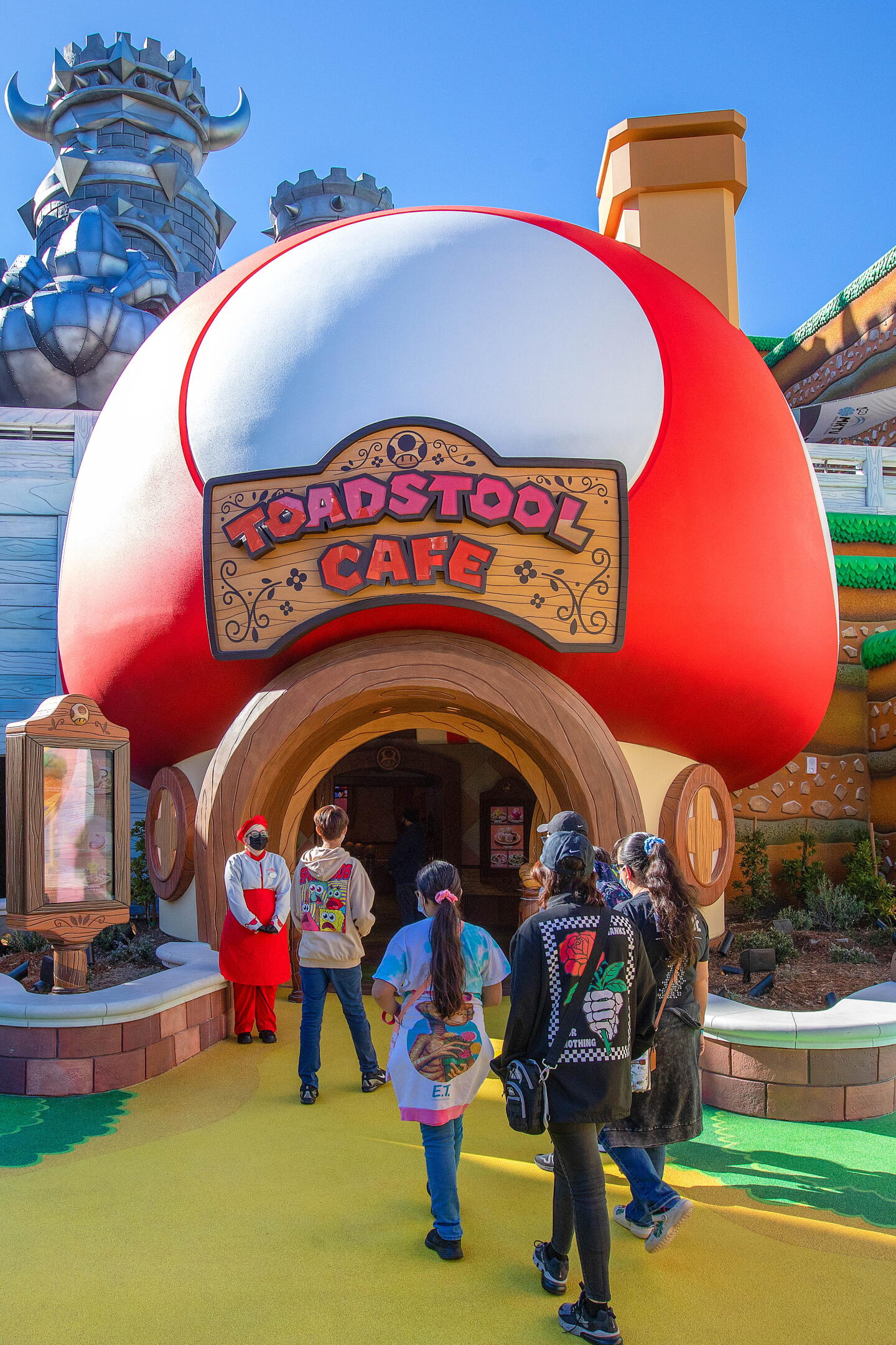Toadsacool A guide to every food at Toadstool Cafe in Universal Studios - Los ...