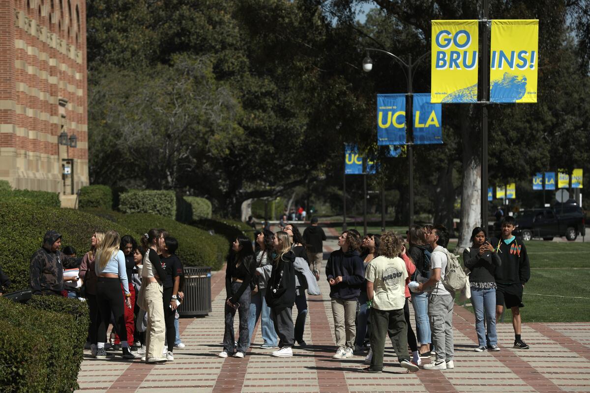  A tour passes Royce Hall at UCLA 