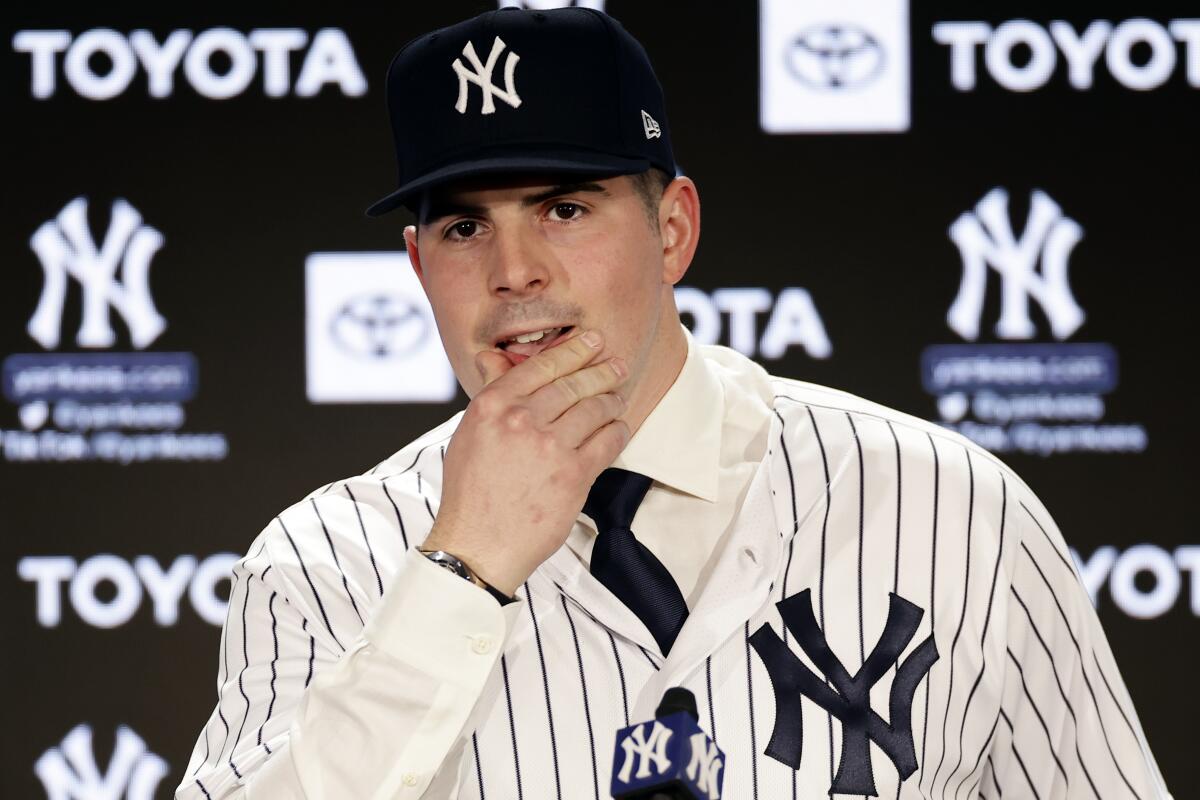Carlos Rodón, newly shaved, puts on Yankees pinstripes - The San