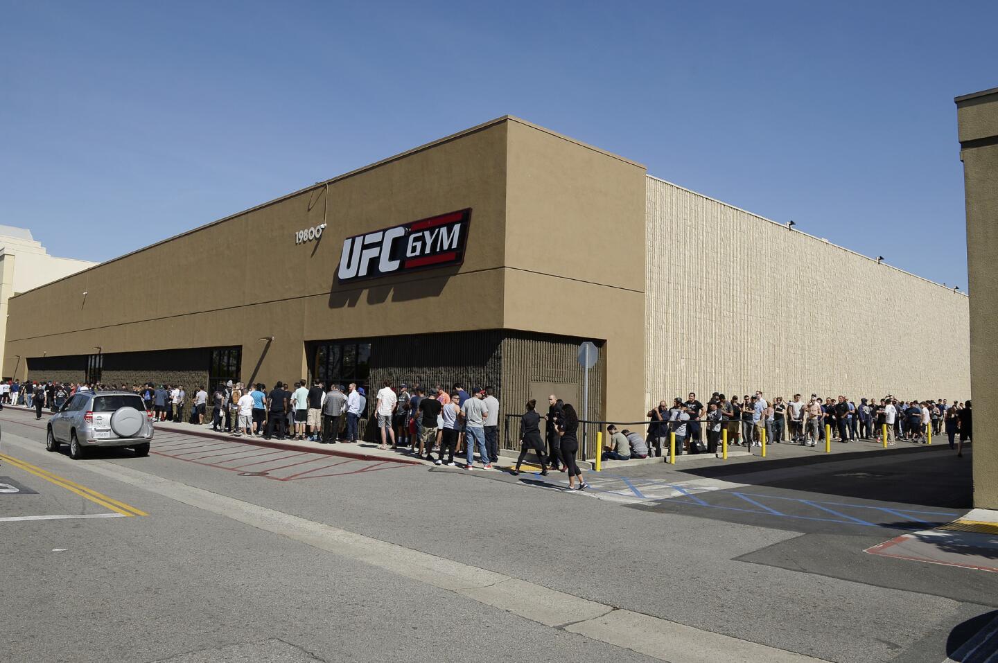 TORRANCE, CA - FEBRUARY 24: Fans wait in line for a news conference between UFC featherweight champion Conor McGregor and lightweight contender Nate Diaz participate in a news conference at UFC gym February 24, 2016, in Torrance, California. (Photo by Kevork Djansezian/Getty Images) ** OUTS - ELSENT, FPG, CM - OUTS * NM, PH, VA if sourced by CT, LA or MoD **