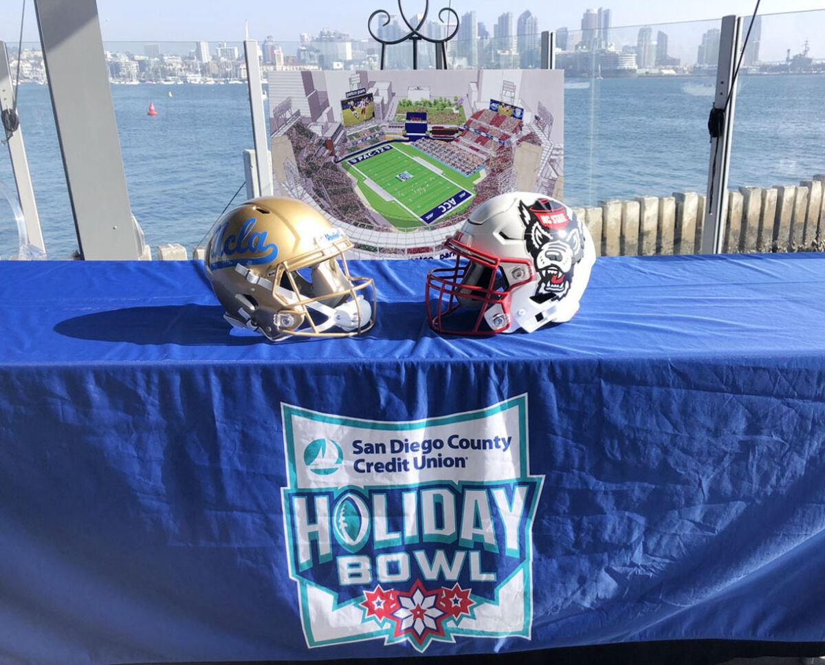 The 2021 SDCCU Holiday Bowl will matchup teams from the ACC and Pac-12 for the first time in the game's 43-year history.