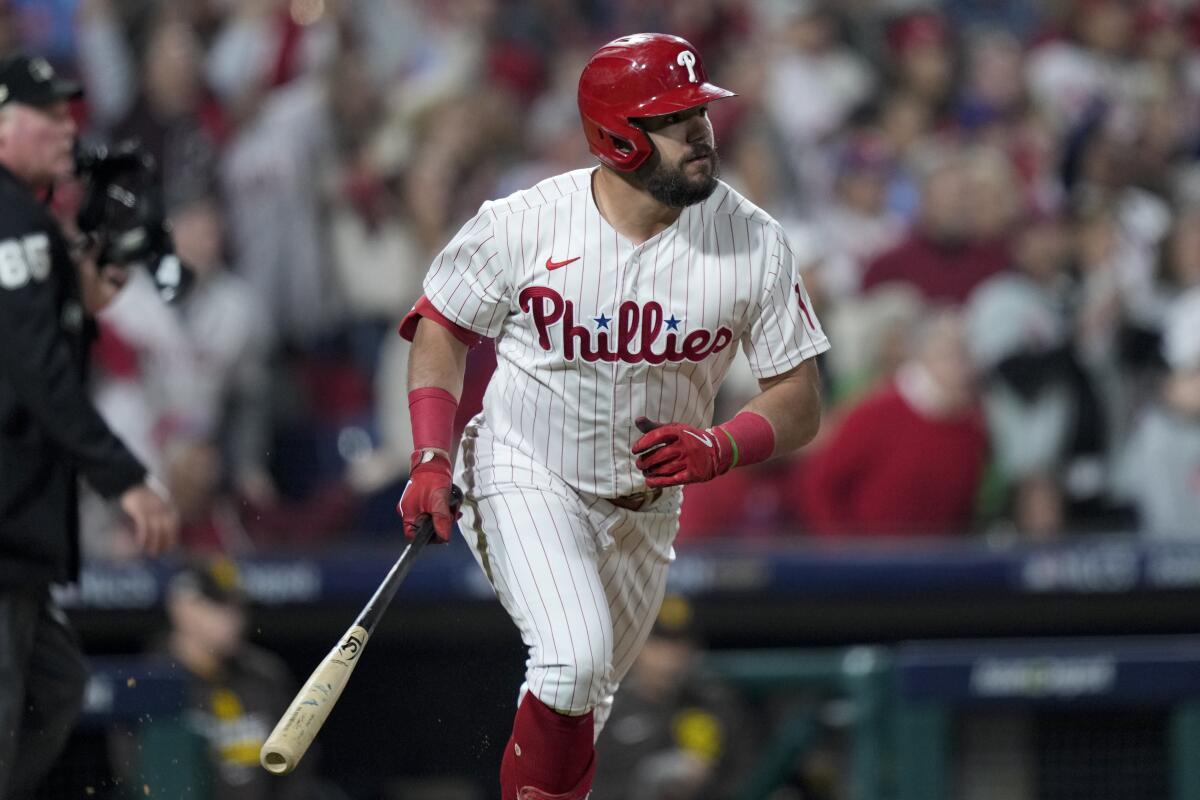 Phillies win Game 4 of NLCS; one win away from World Series