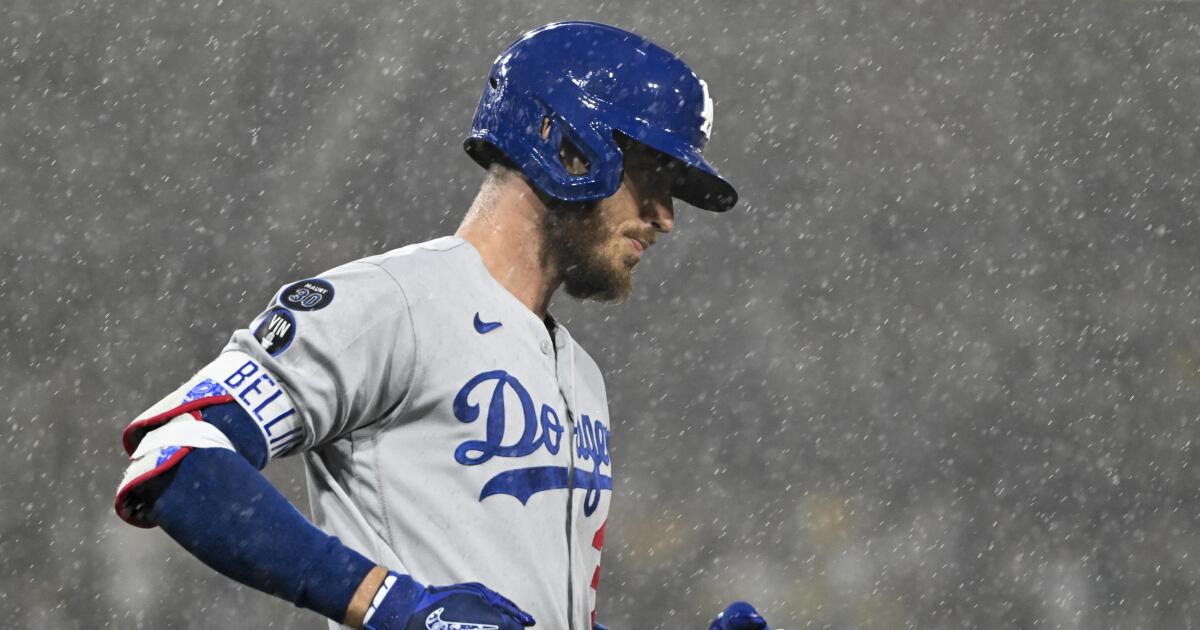 World Series Game 4: Cody Bellinger moved to DH due to back tightness from  sleeping wrong