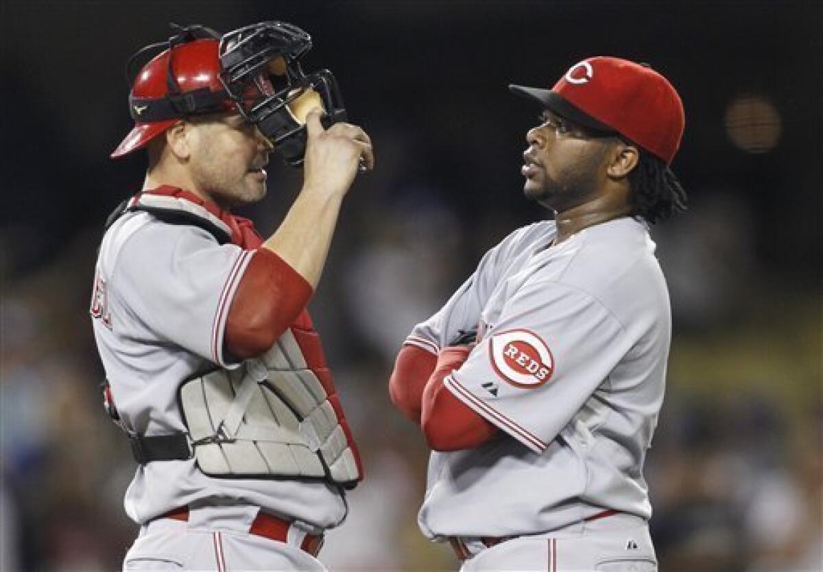 Baseball notes: Reds' Johnny Cueto again is headed for the disabled list -  Los Angeles Times