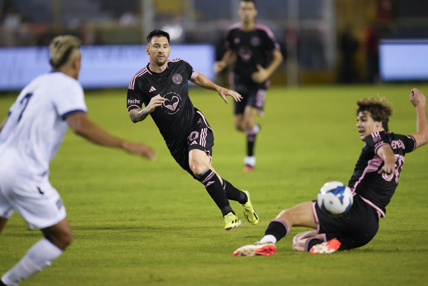 Messi, Inter Miami kick off preseason at sold-out Cuscatlán Stadium in El  Salvador 