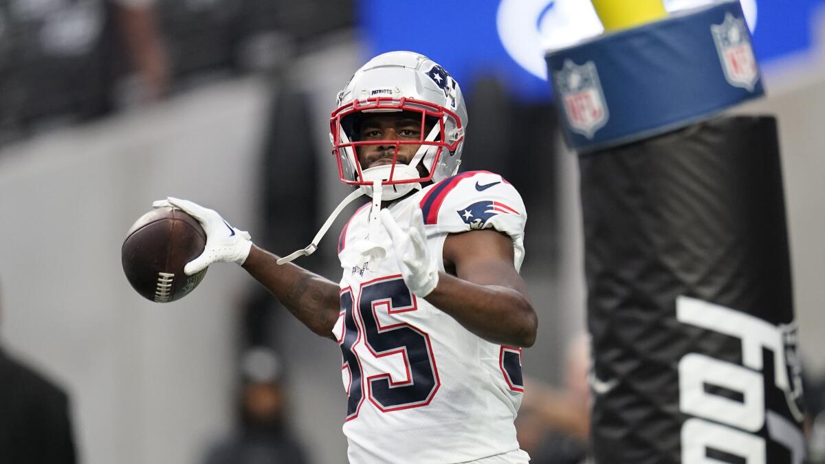 Browns add backfield depth, acquire RB Pierre Strong Jr. in trade from  Patriots for T Wheatley - The San Diego Union-Tribune