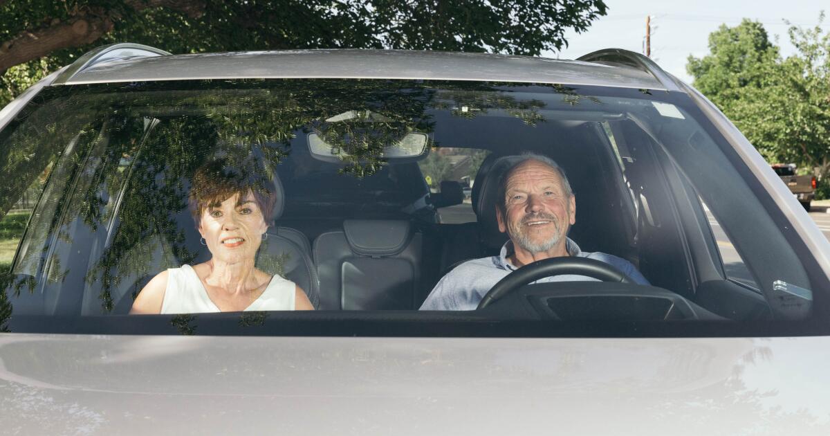 Un homme de l’Utah voit la politique dans le miel lors du rassemblement « No Kings »