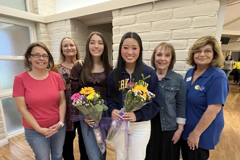 Womens Club of Carlsbad Scholarship Committee members with recipients Belle Dolan-Carlton and Sophie Han (center).
(Not pictured: recipient Sheridan Farlin)