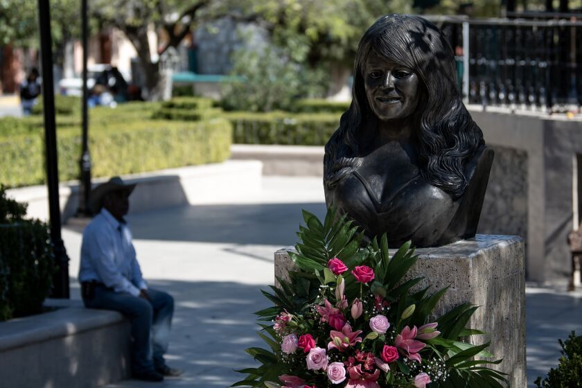 El norte de México recuerda los 10 años de la muerte de su diva Jenni Rivera