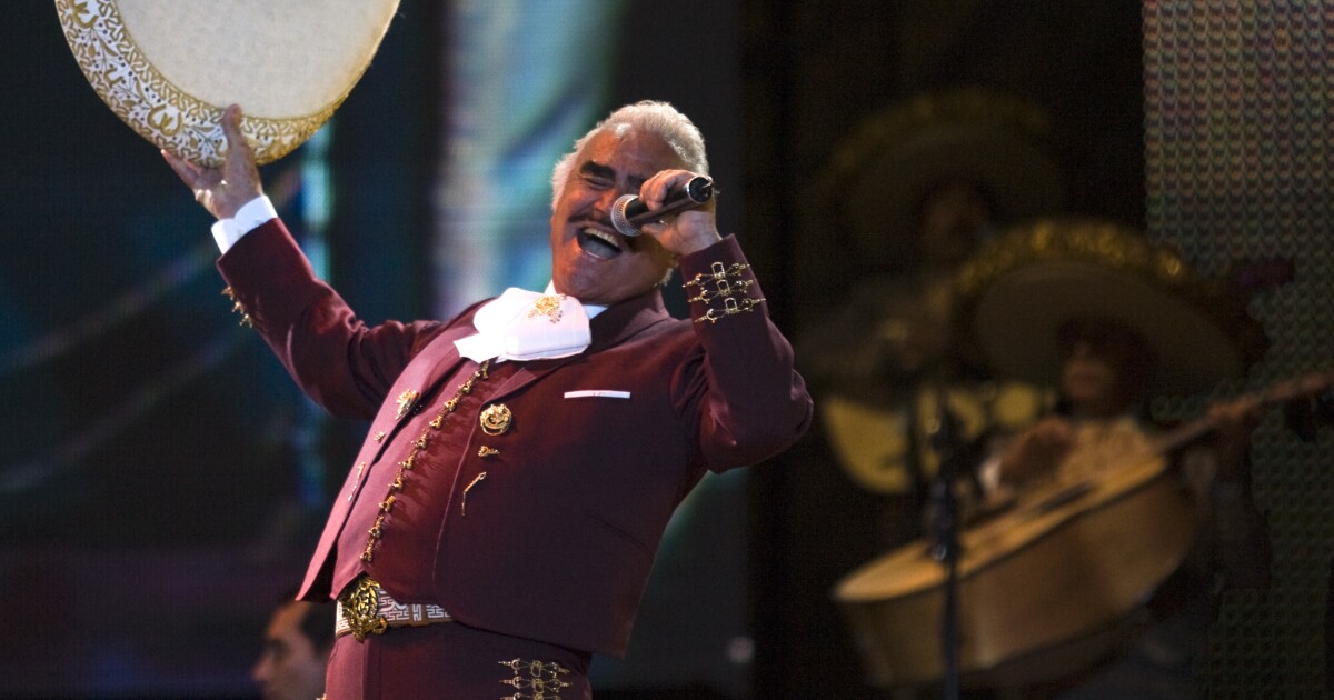 El nombre de Vicente Fernández sí adornará una calle de Los Ángeles El nombre de Vicente Fernández sí adornará una calle de Los Ángeles
