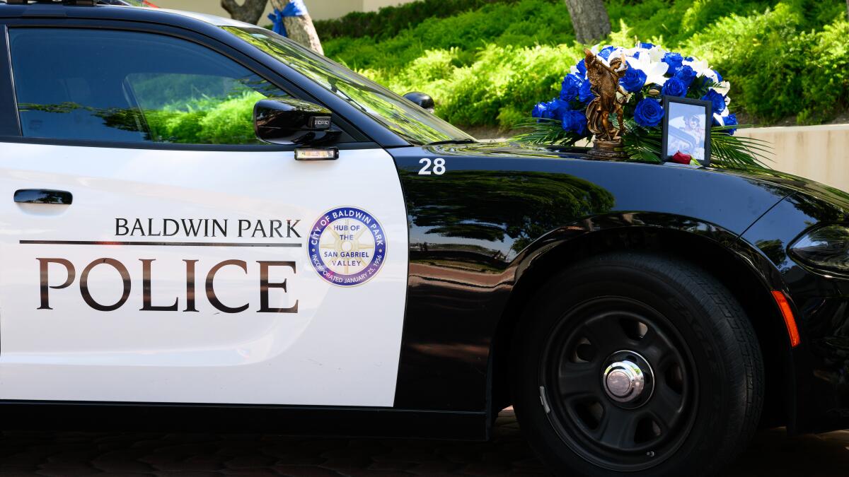 As treasurer, he was entrusted with police union's money. Officer stole $100,000, prosecutors say - Los Angeles Times