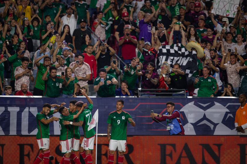 GLENDALE, AZ - APRIL 19: Mexico celebrates a goal during an international friendly game between Mexico and USMNT at State Farm Stadium on April 19, 2023 in Glendale, Arizona. (Photo by Erin Chang/USSF/Getty Images).
