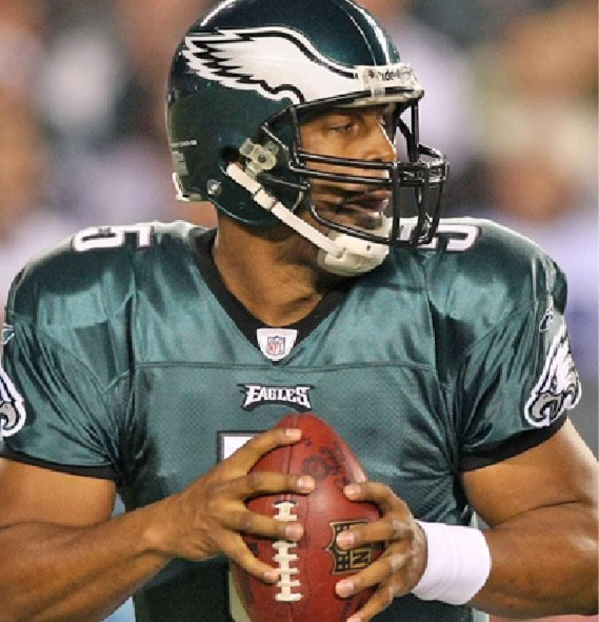 Eagles' McNabb a study in contrasts - The San Diego Union-Tribune