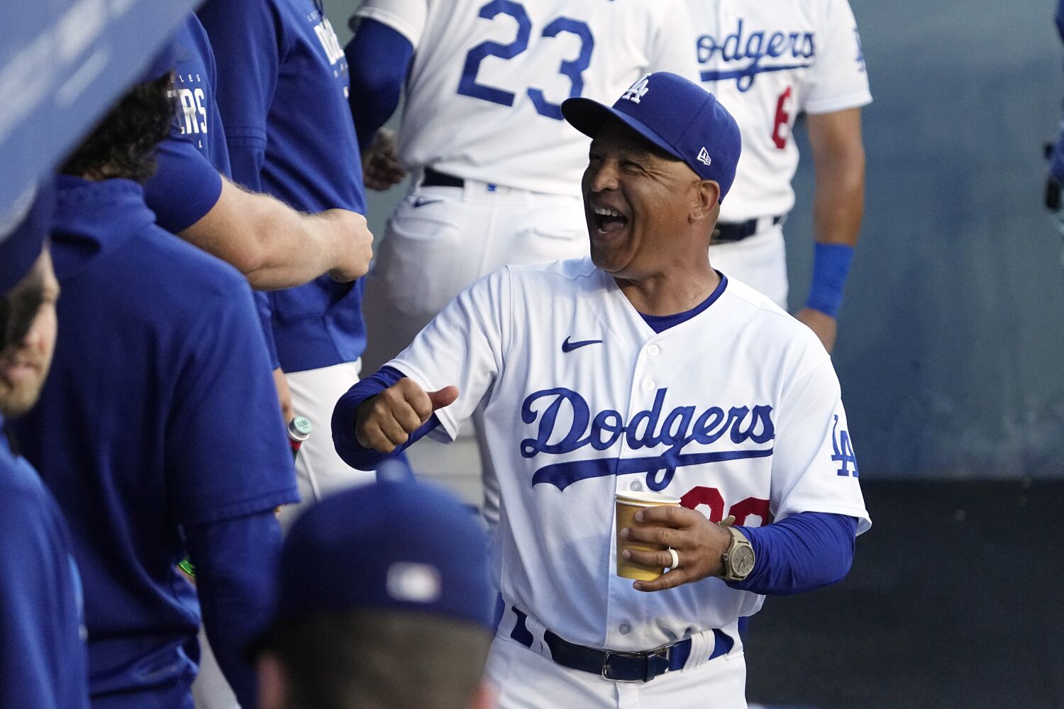 Hernández: Is Dave Roberts right? Will less talent and more hunger equal a Dodgers World Series?