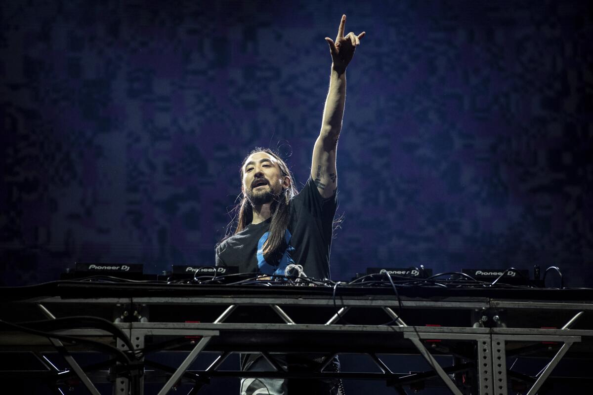Steve Aoki performs on day one of the Lollapalooza Music Festival on Thursday, July 29, 2021.