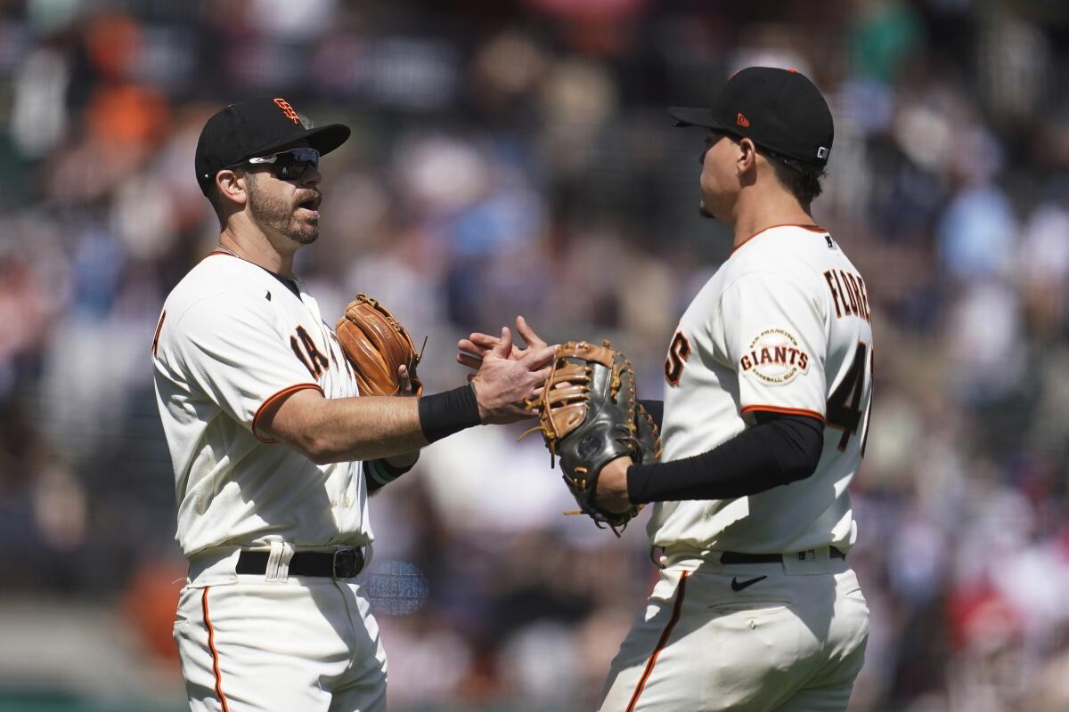 Longoria, Giants tee off on Mets rookie Szapucki in 9-3 rout - The