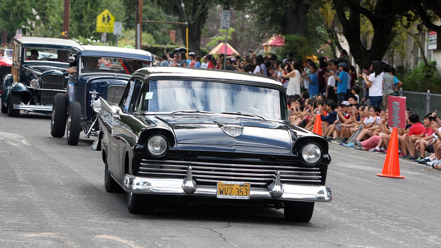 Photo Gallery: The Crescenta Valley Remembrance Motorcade