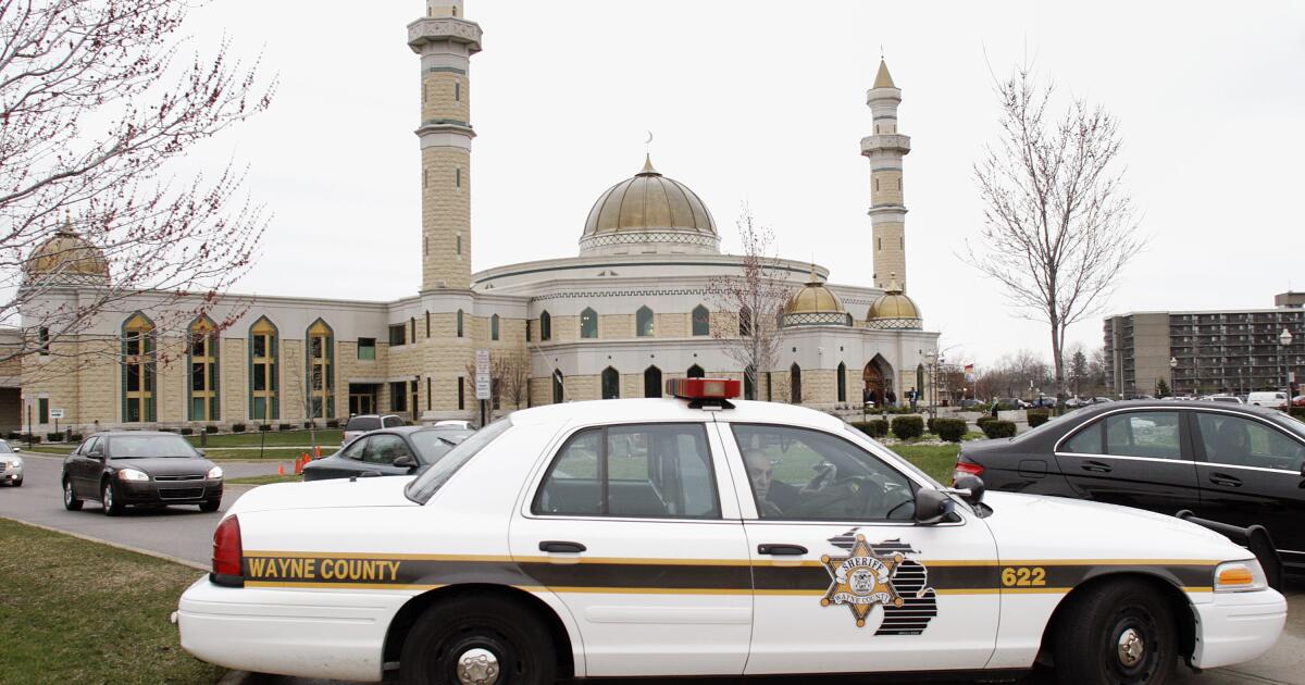 Présentateur : Le rôle unique des musulmans américains contre l’anti-américanisme et l’islamophobie