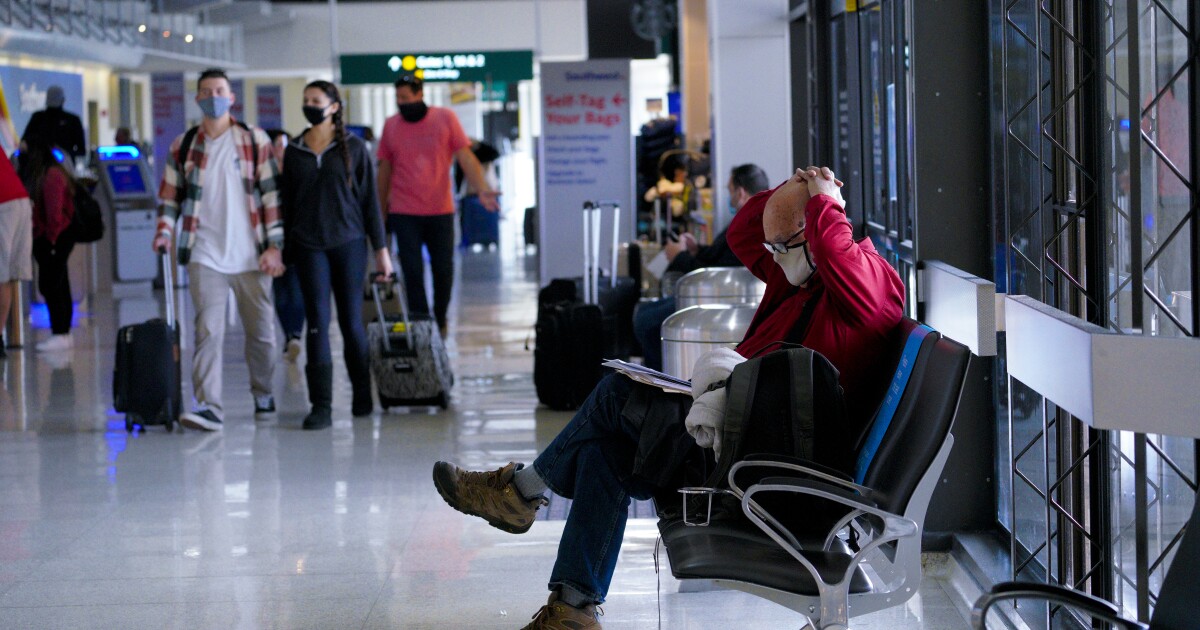 az-news-ai.blogspot.com - Despite another single-day COVID record, many San Diegans stick to holiday travel plans - The San Diego Union-Tribune