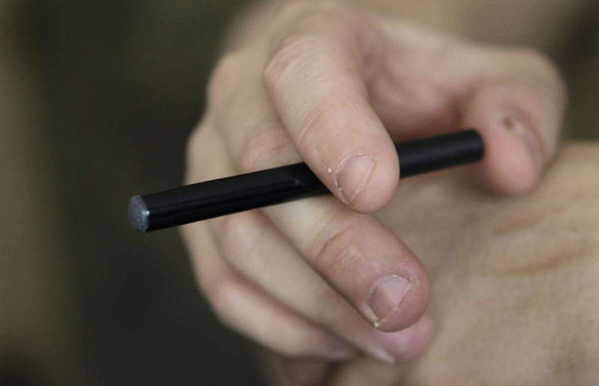 how to use electronic cigarettes to quit smoking with Vaping Vaping: It's hard to quit,