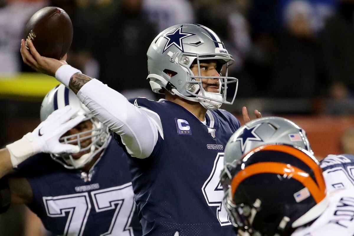 Cowboys quarterback Dak Prescott passes against the Bears on Dec. 5, 2019.