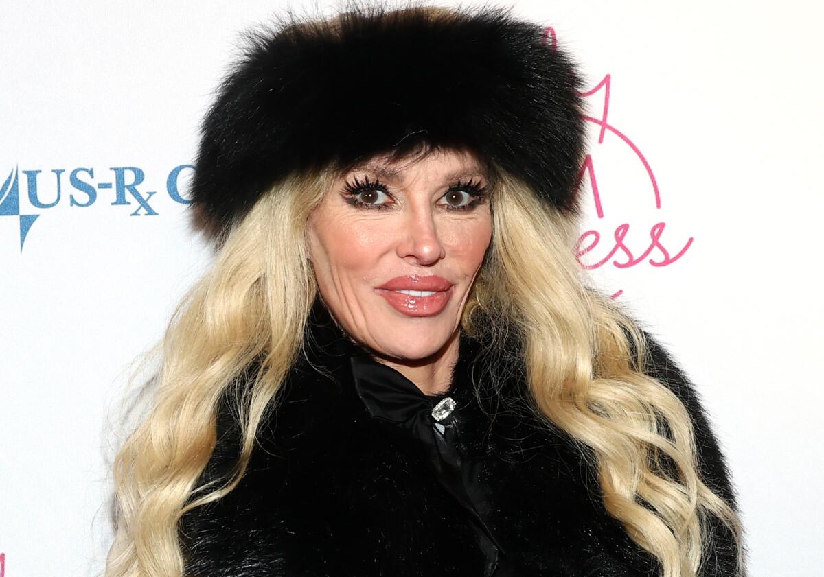 Brandi Glanville face disfigurement caused by ruptured breast implants - Los Angeles Times