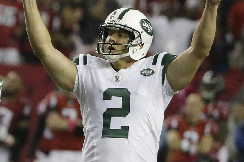 New York Jets kicker Nick Folk celebrates his game-winning field goal in a 30-28 victory Monday over the Atlanta Falcons.